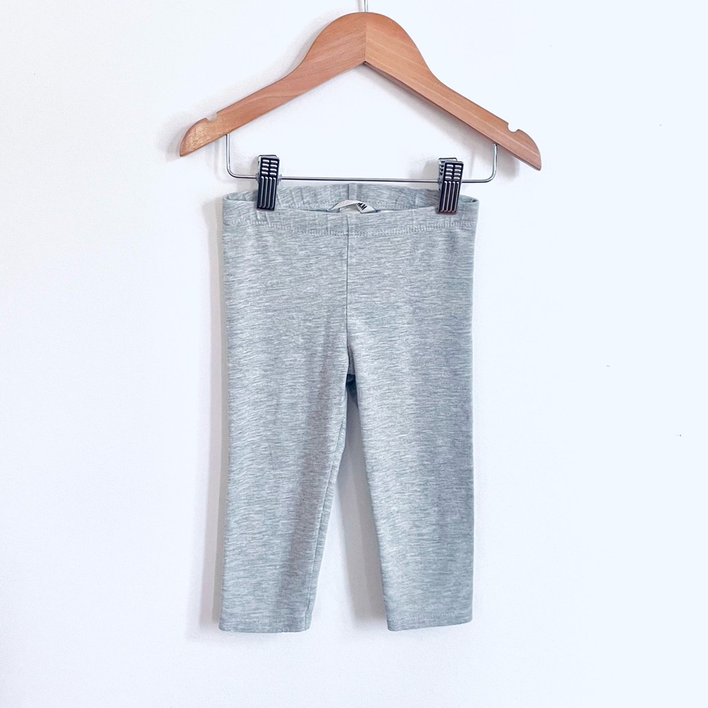 $2 💥Organic Heathered Gray Capri Cropped Leggings, Scalloped Trim, H&M